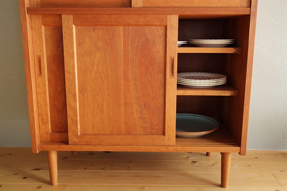 チェリーのカップボード