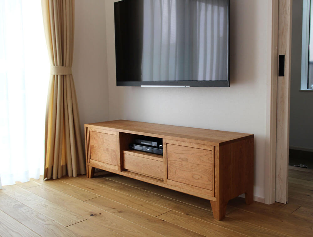チェリーのテレビボード