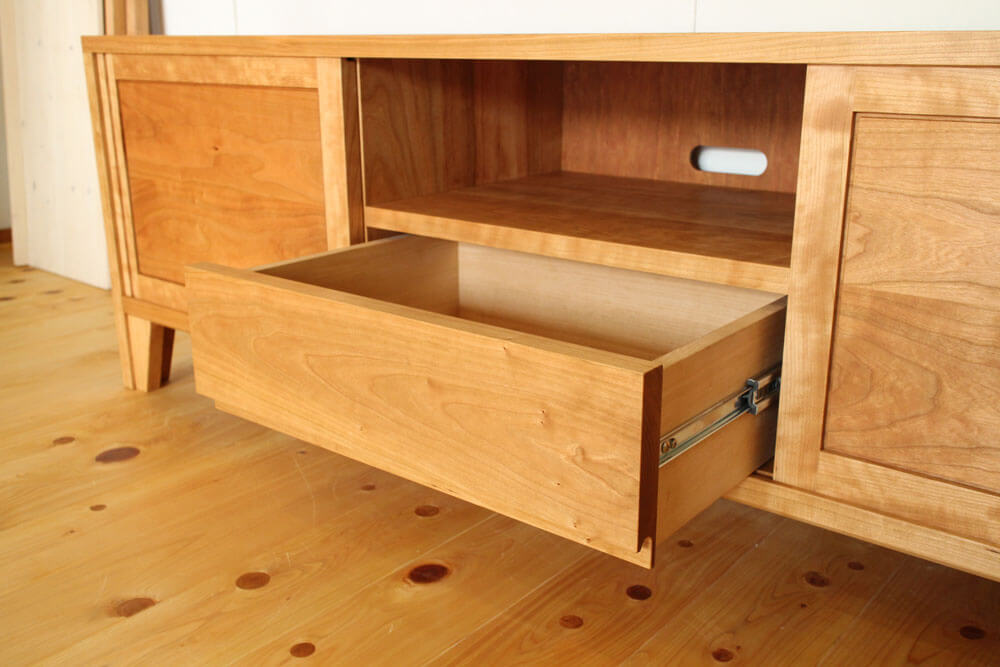 チェリーのテレビボード