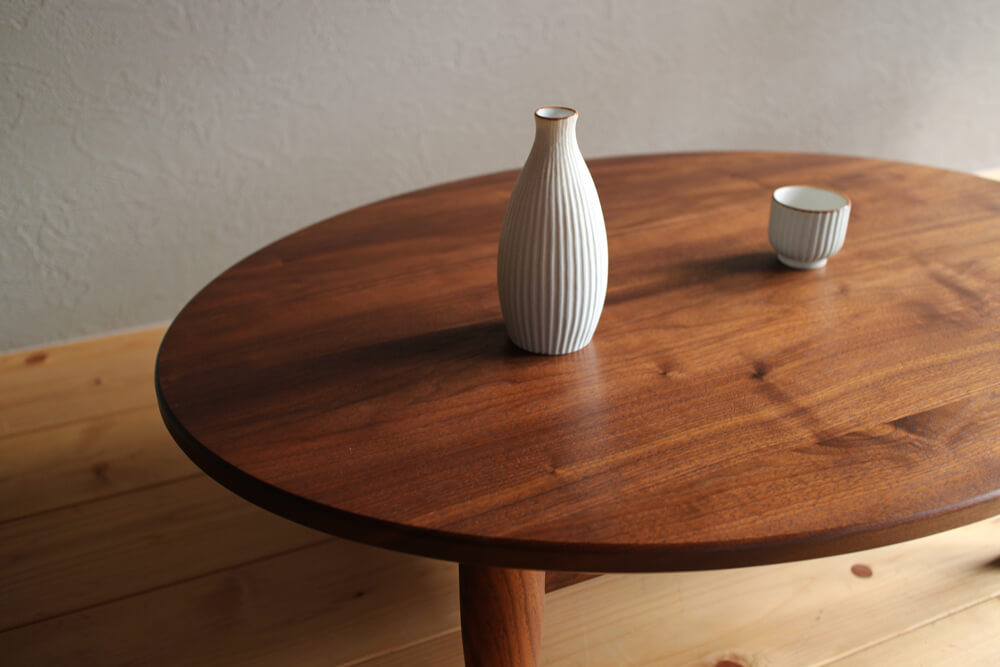 ウォールナットの座卓